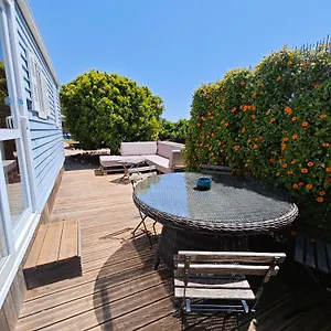 casa-azul-tiny-house-with-fantastic-view.hotelaalgarve.com/